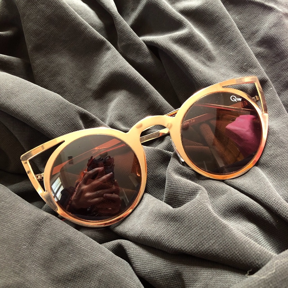 Quay invader sunglasses